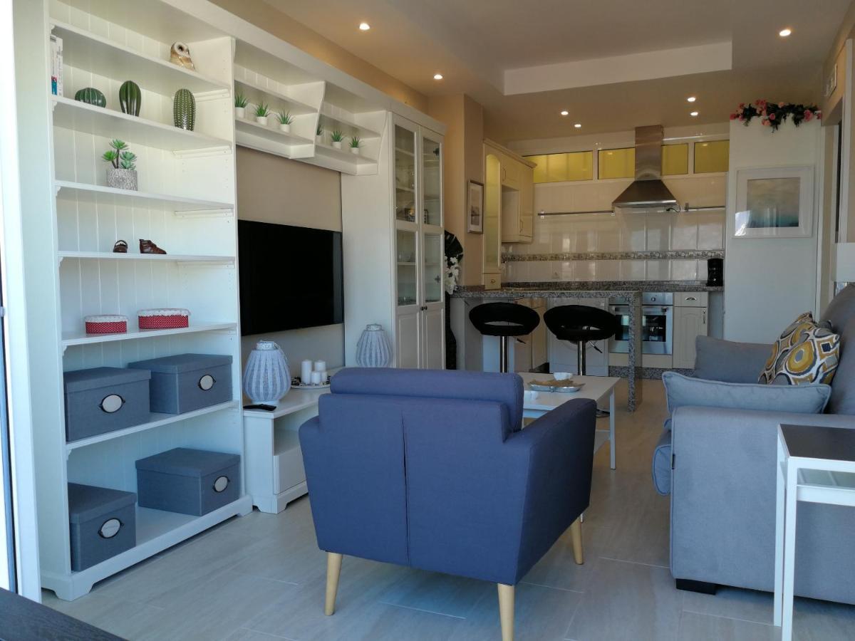 Fuengirola. Bonito Apartamento En Paseo Maritimo. Espectaculares Vistas Al Mar. Primera Linea Экстерьер фото